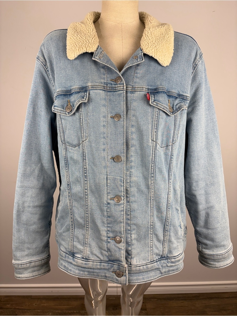 Levi's Ex Boyfriend Sherpa Trucker Denim Jacket Light Wash 2X